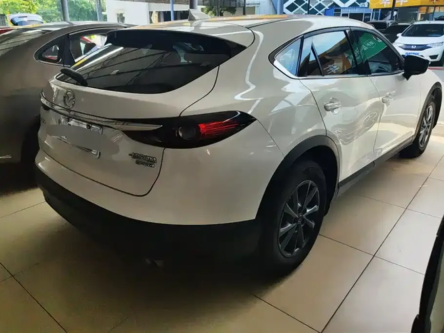 Mazda CX-4 2021 из CN, фото 3
