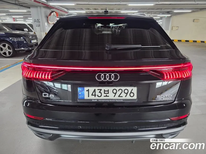 Audi Q8 2021 из KR, фото 3
