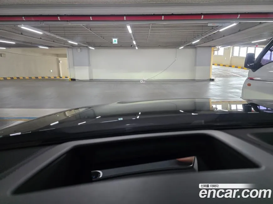 Audi Q8 2021 из KR, фото 6