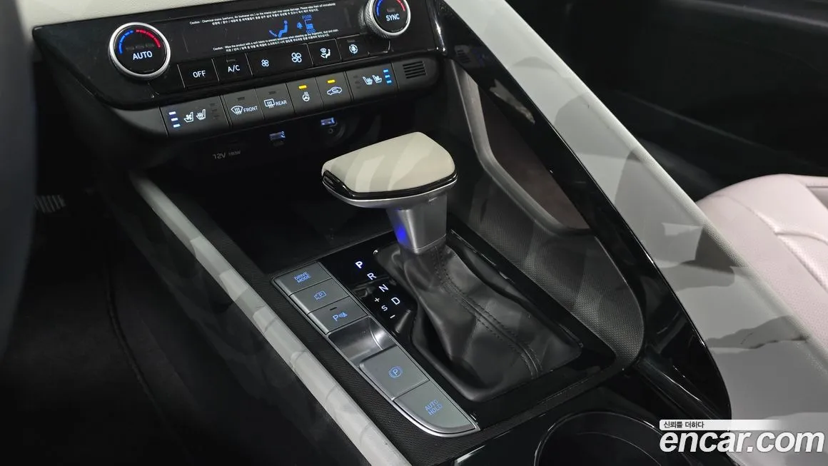 Hyundai AVANTE — фото 9