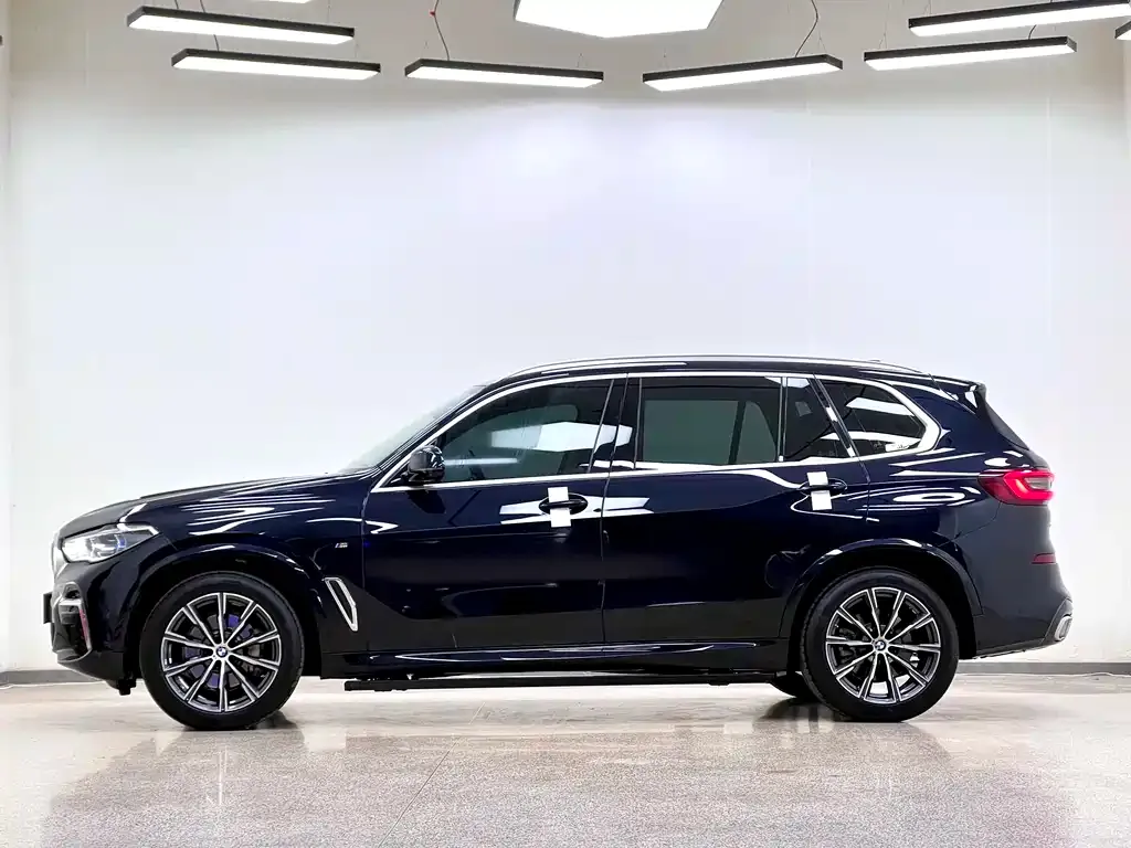 BMW X5 — фото 7