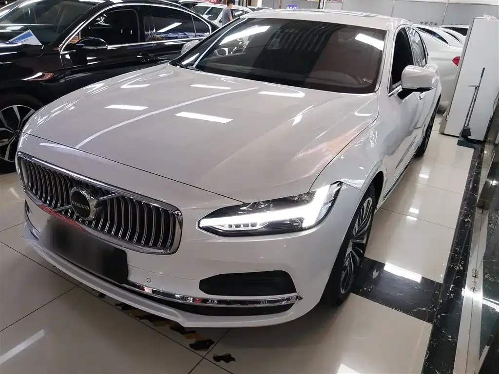 Volvo S90 2023 из CN, фото 2