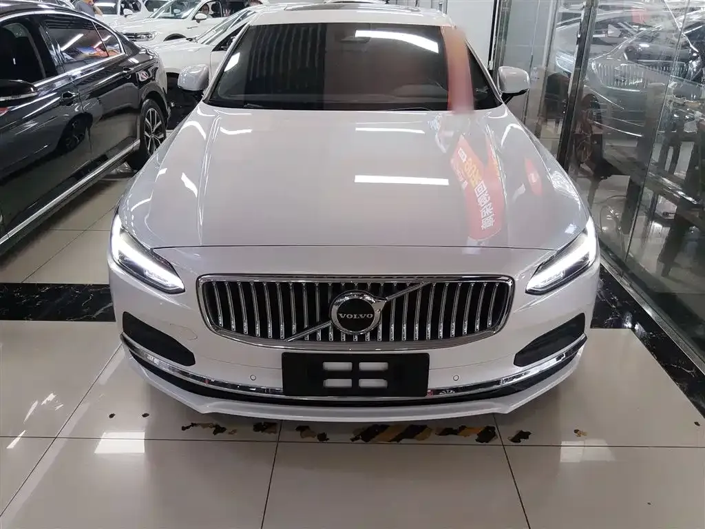 Volvo S90 2023 из CN, фото 3