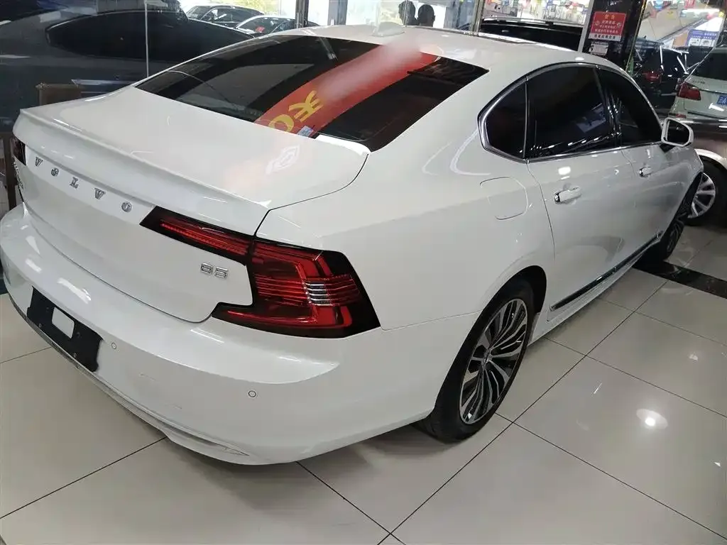 Volvo S90 2023 из CN, фото 7