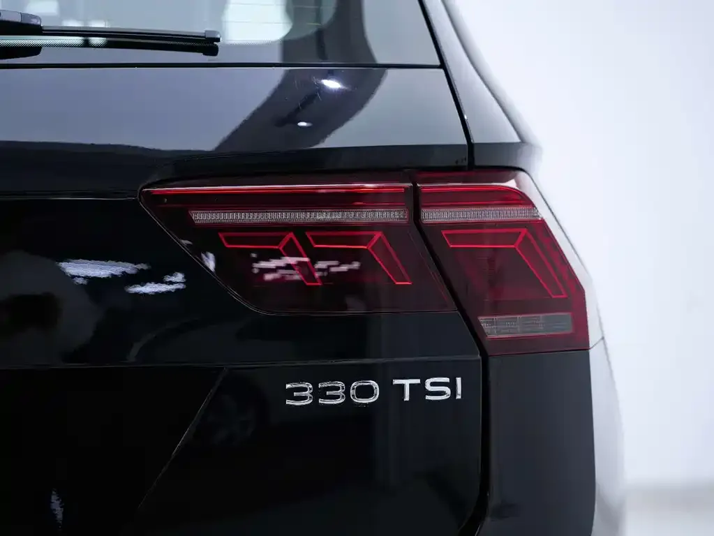 Volkswagen Tiguan L 2024 из CN, фото 8