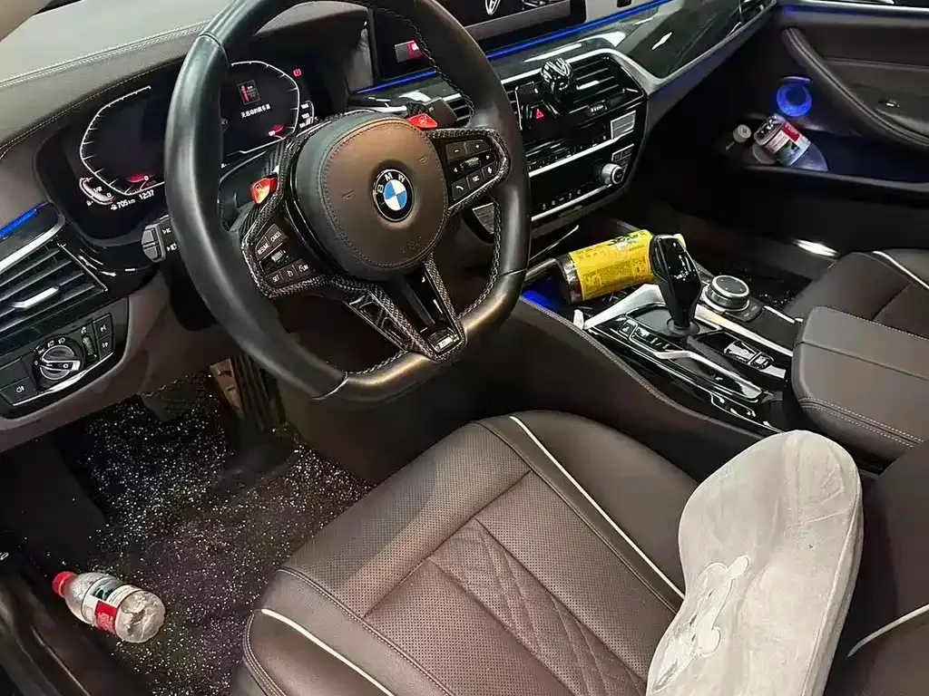 BMW 5 Series 2022 из CN, фото 6