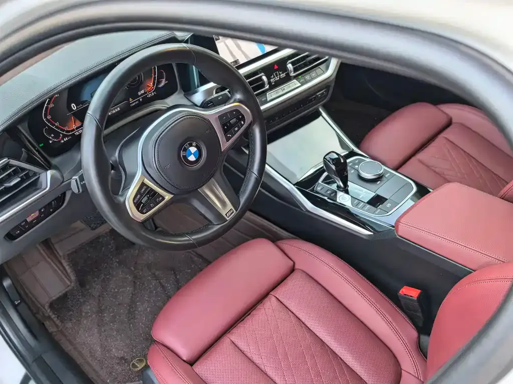 BMW 3 Series 2022 из CN, фото 4