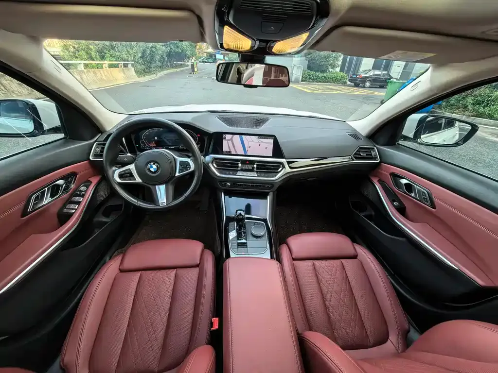 BMW 3 Series 2022 из CN, фото 7