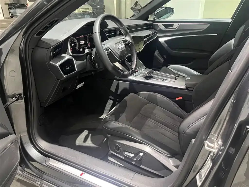 Audi A6L 2024 из CN, фото 7