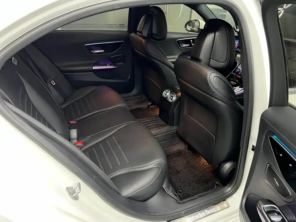 Mercedes-Benz C-Class 2023 из CN, фото 8