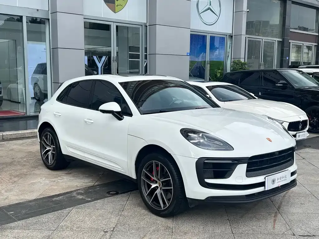 Porsche Macan 2023 из CN, фото 3