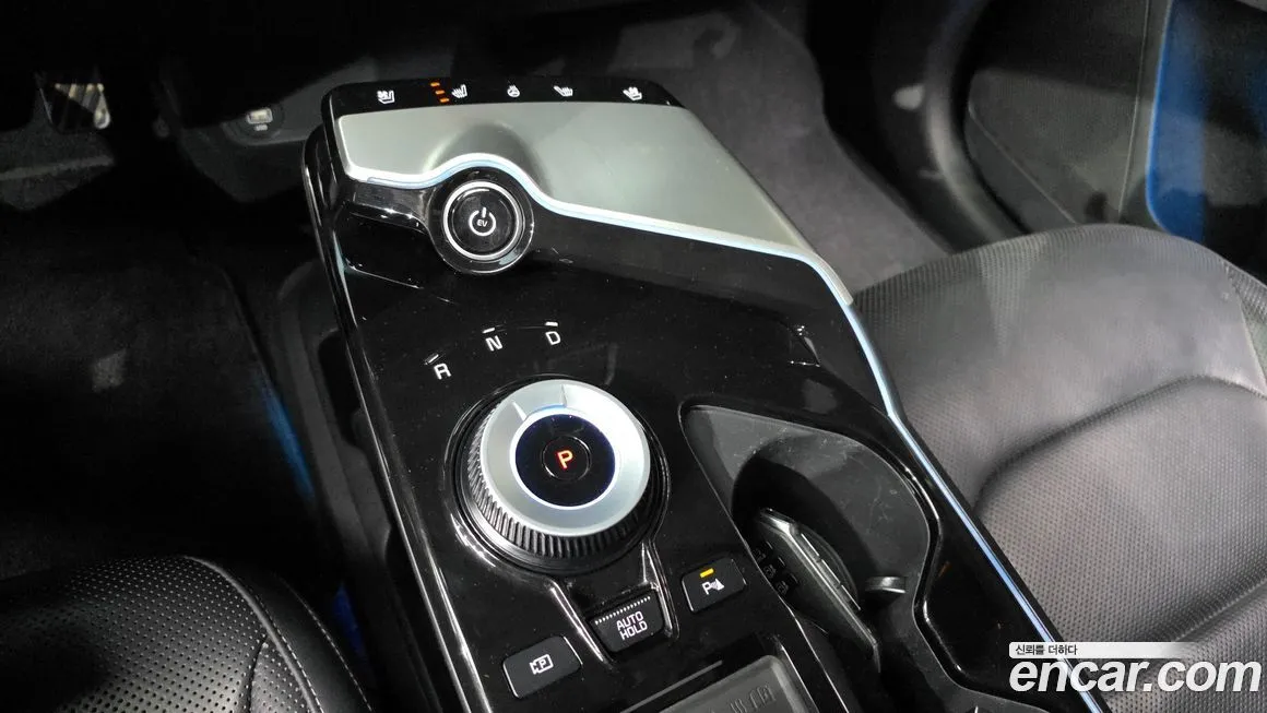 Kia EV6 — фото 9