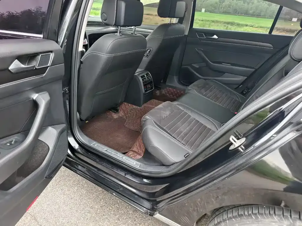 Volkswagen Magotan 2021 из CN, фото 4