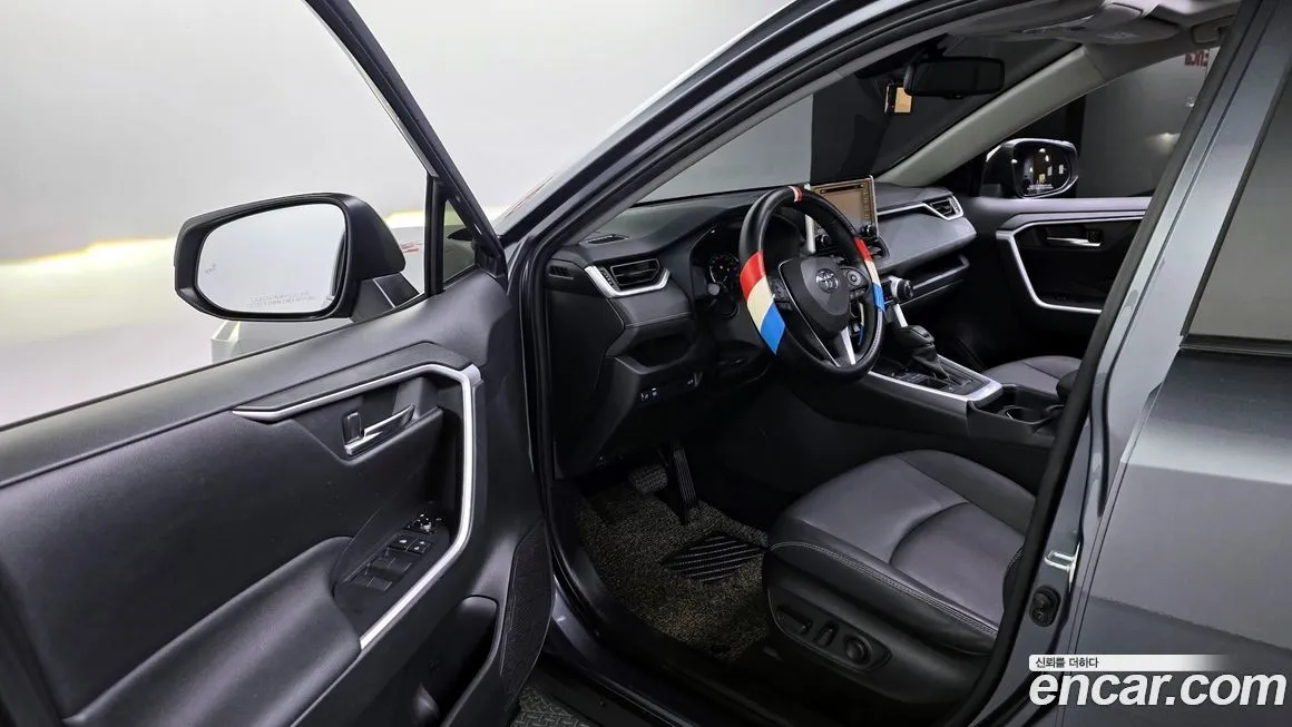 Toyota RAV4 2021 из KR, фото 10