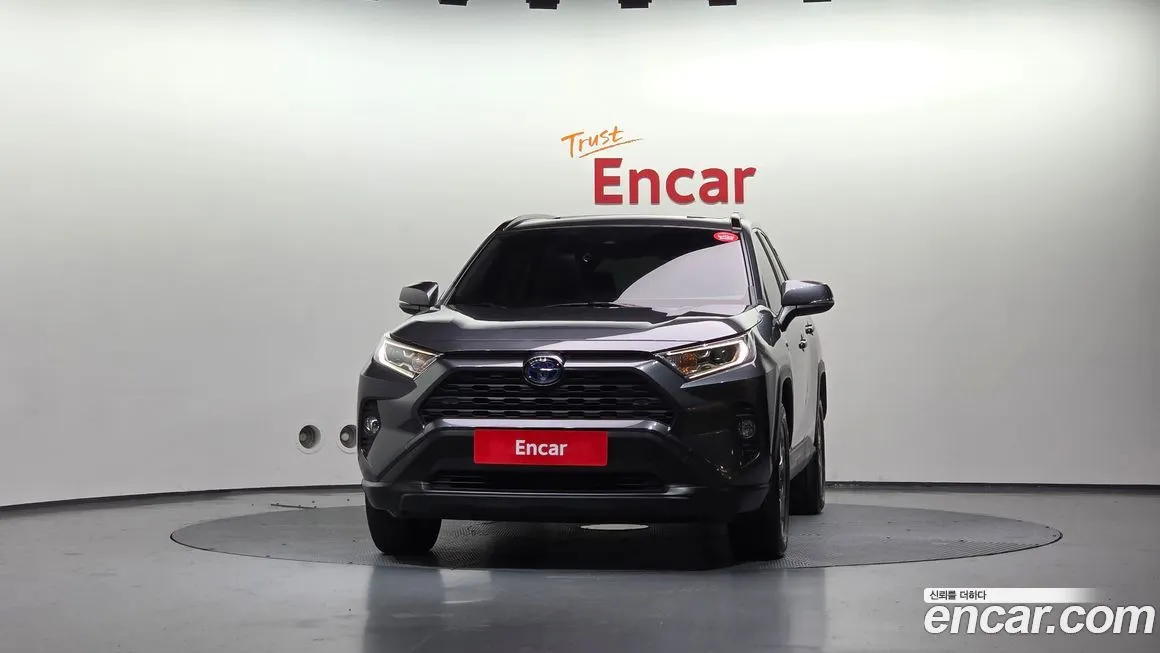 Toyota RAV4 2021 из KR, фото 3