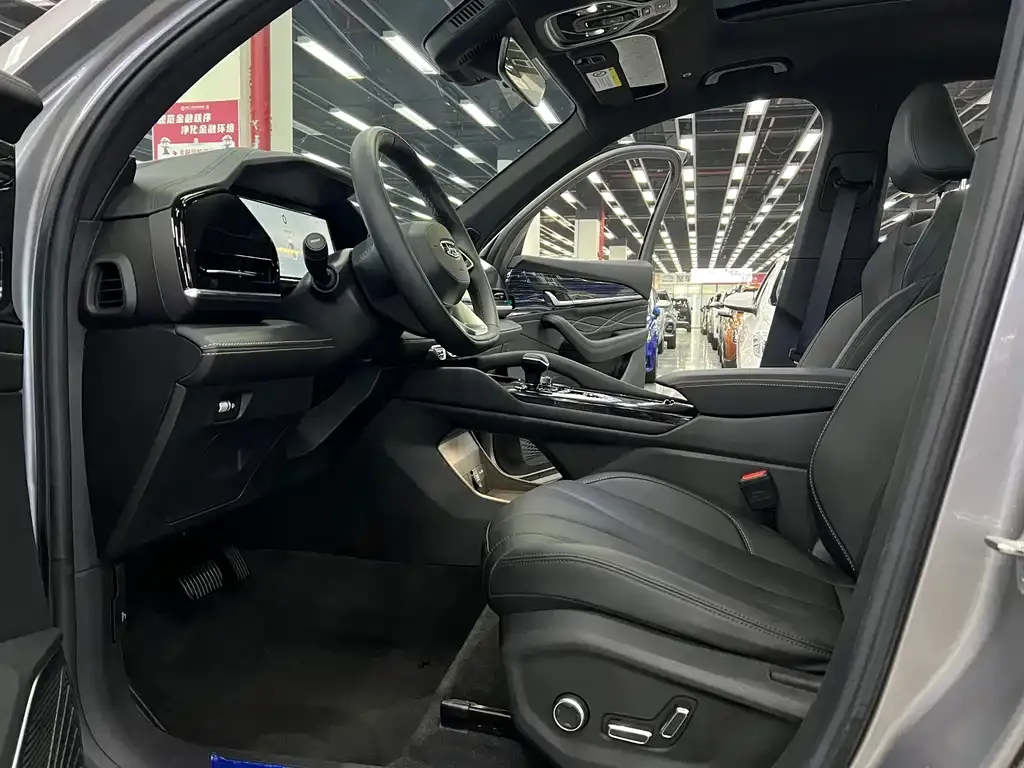 Geely Xingyue L 2025 из CN, фото 5