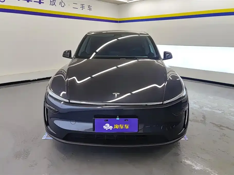 Tesla Model Y 2025 из CN, фото 2