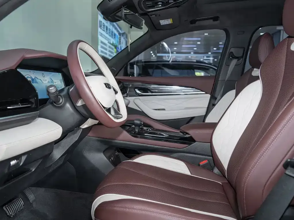 Geely Xingyue L 2023 из CN, фото 10