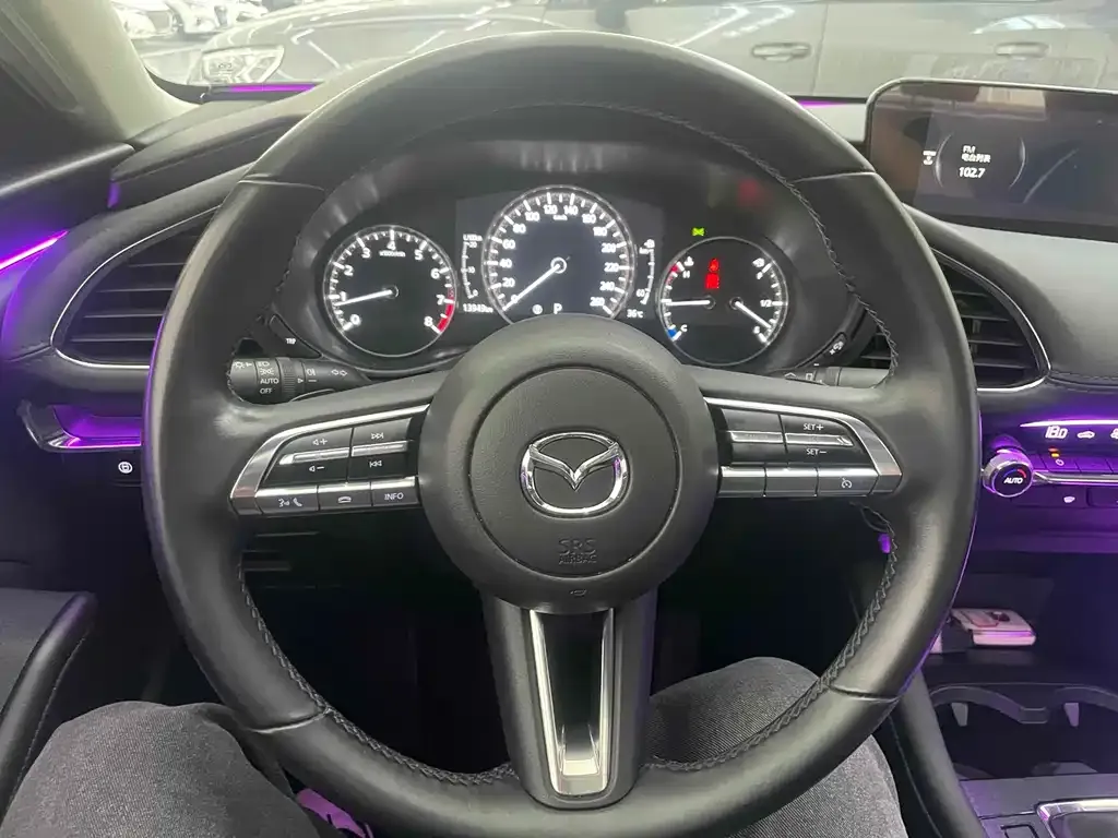 Mazda 3 Axela 2022 из CN, фото 8
