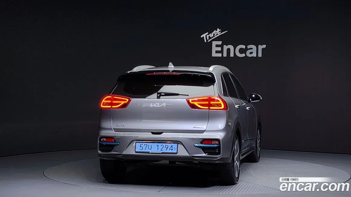 Kia Niro — фото 4