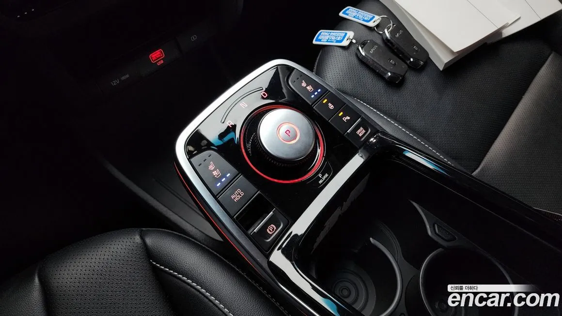 Kia Niro — фото 9