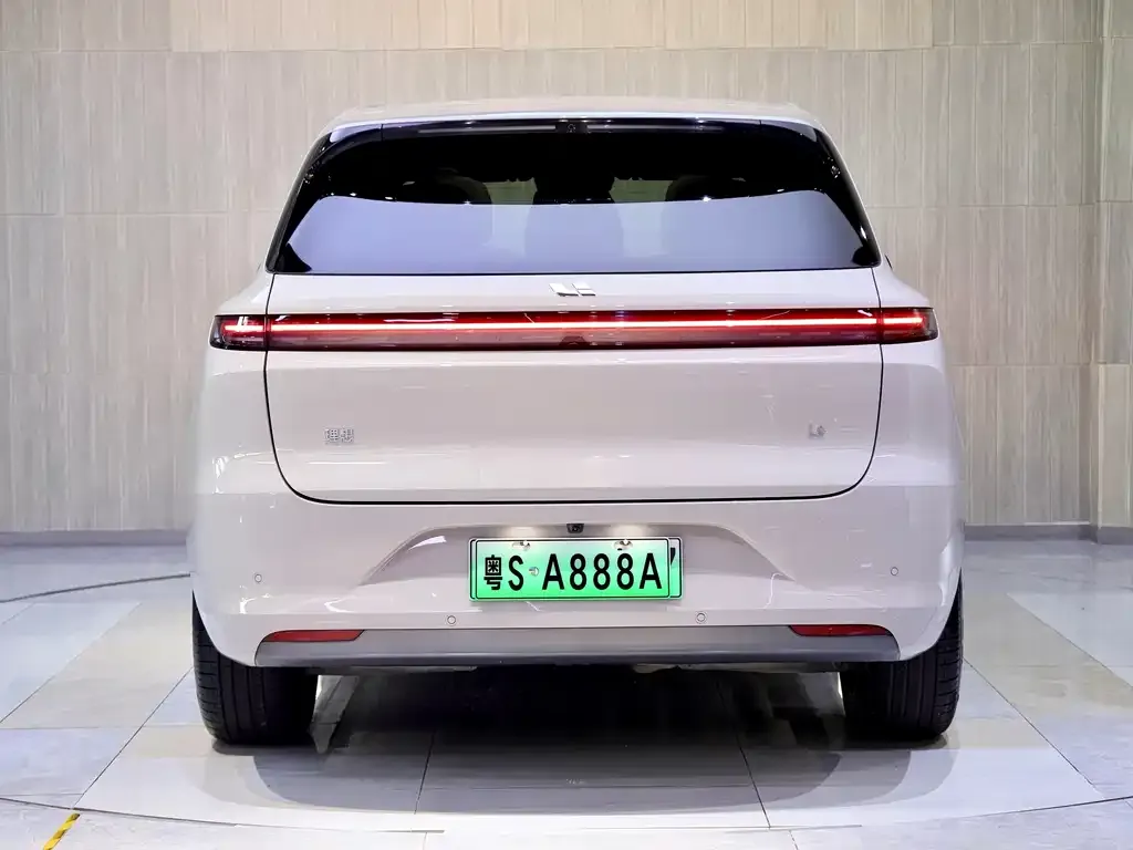 Li Auto L6 2024 из CN, фото 6