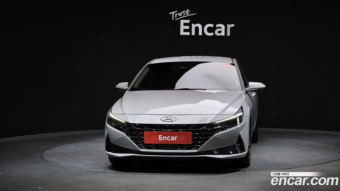 Hyundai AVANTE — фото 3