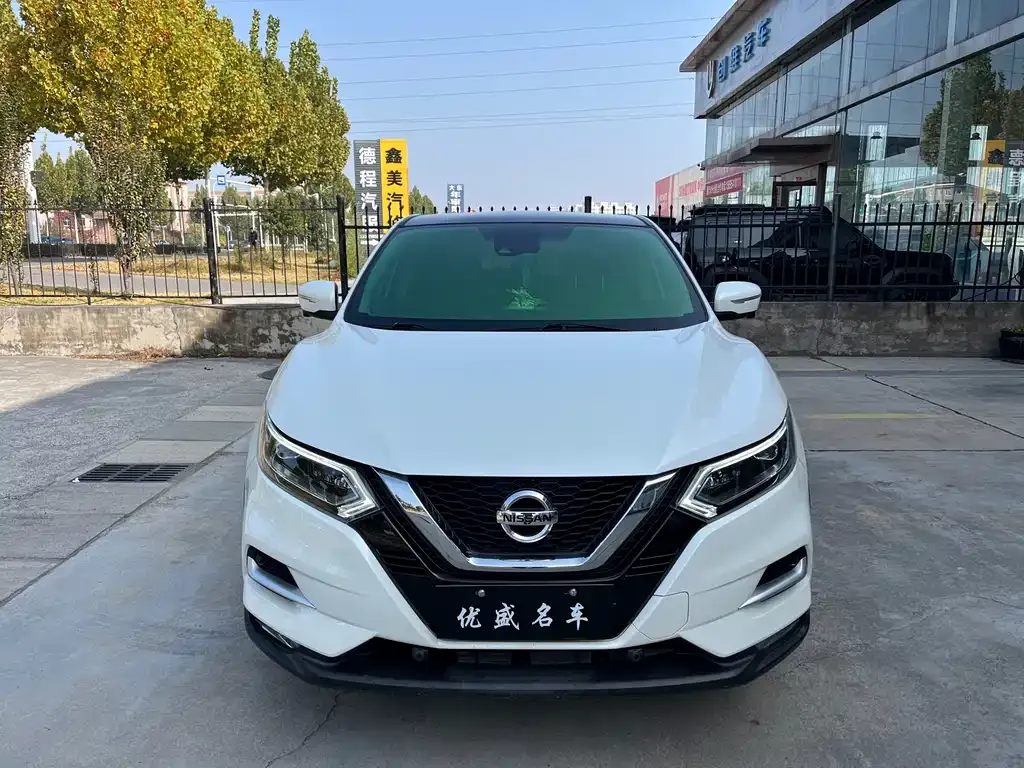 Nissan Qashqai 2021 из CN, фото 2