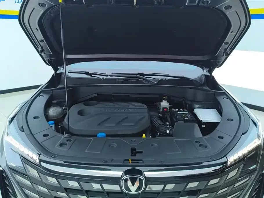 Changan UNI-Z 2025 из CN, фото 10