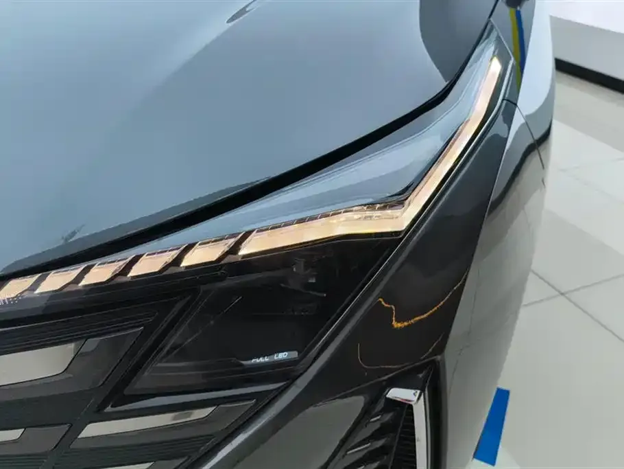Changan UNI-Z 2025 из CN, фото 5
