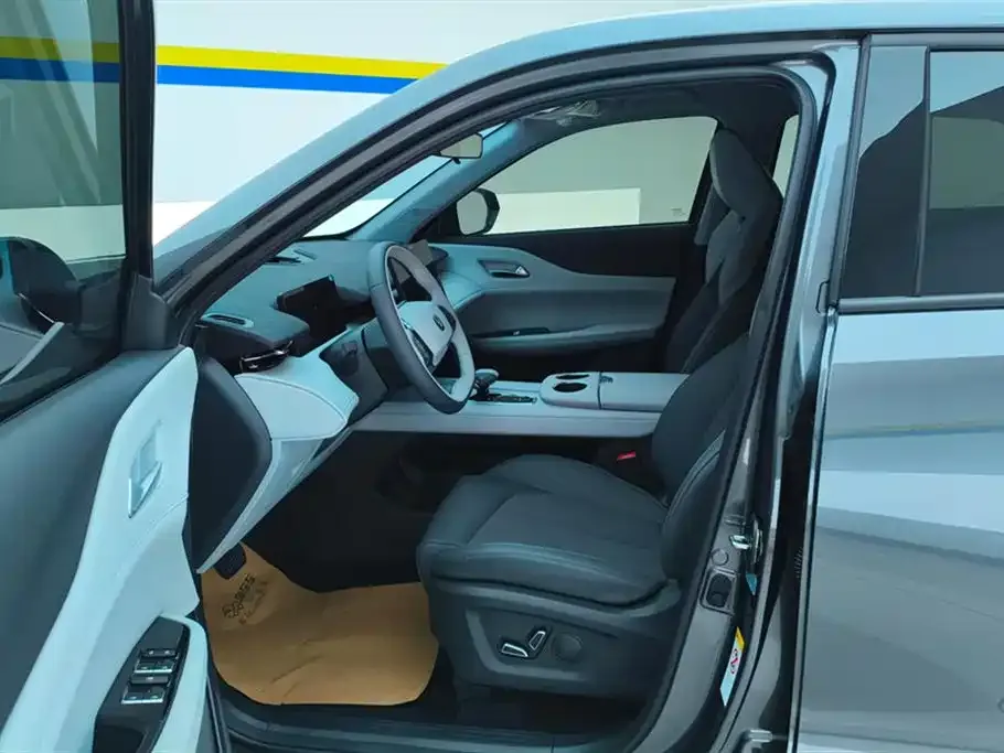Changan UNI-Z 2025 из CN, фото 9