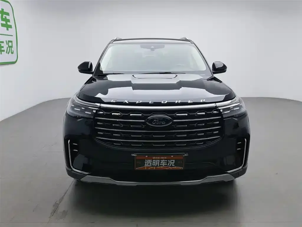 Ford Explorer 2023 из CN, фото 3