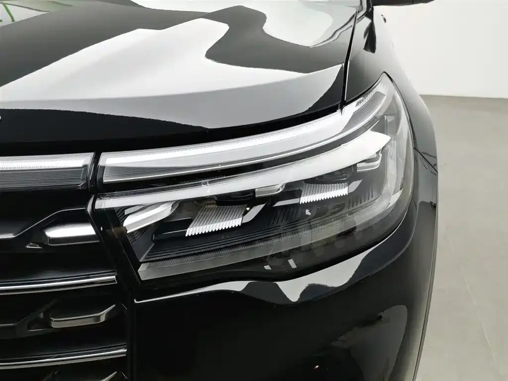 Ford Explorer 2023 из CN, фото 7