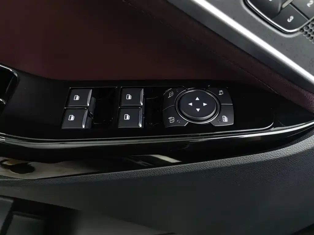 Ford Explorer 2023 из CN, фото 9