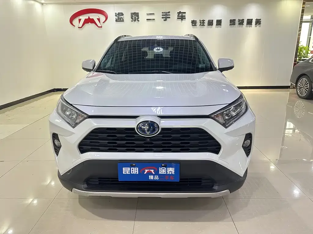 Toyota RAV4 2021 из CN, фото 2