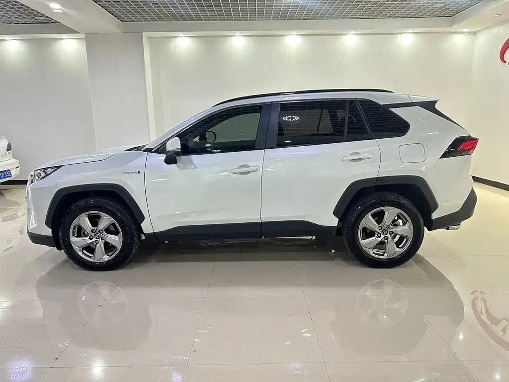 Toyota RAV4 2021 из CN, фото 6