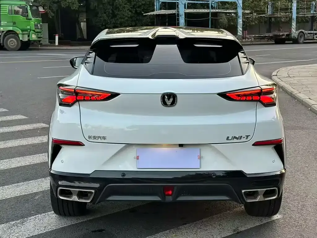 Changan UNI-T 2023 из CN, фото 4