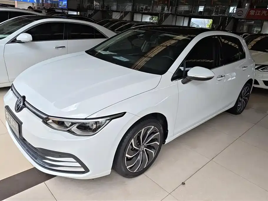 Volkswagen Golf 2021 из CN, фото 1