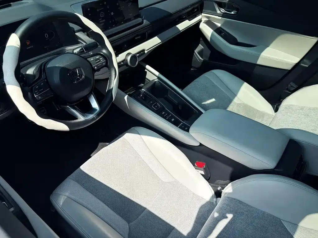 Honda Inspire PHEV 2023 из CN, фото 10