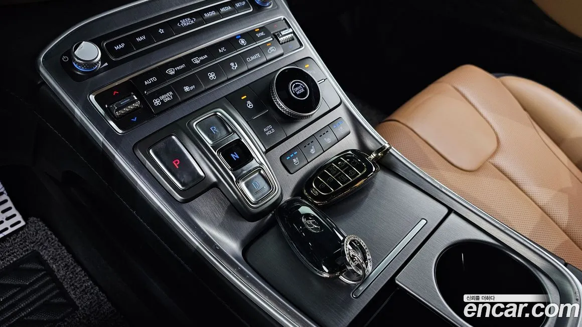 Hyundai Santafe — фото 9
