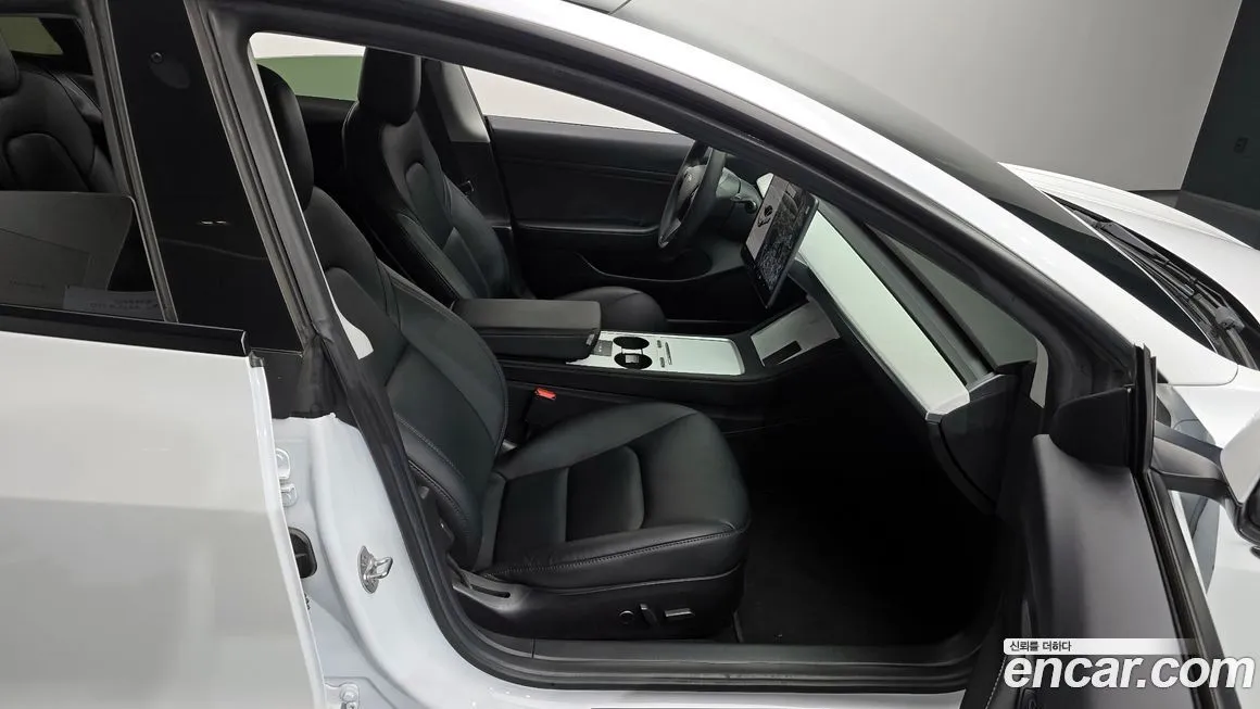 Tesla Model 3 2021 из KR, фото 10