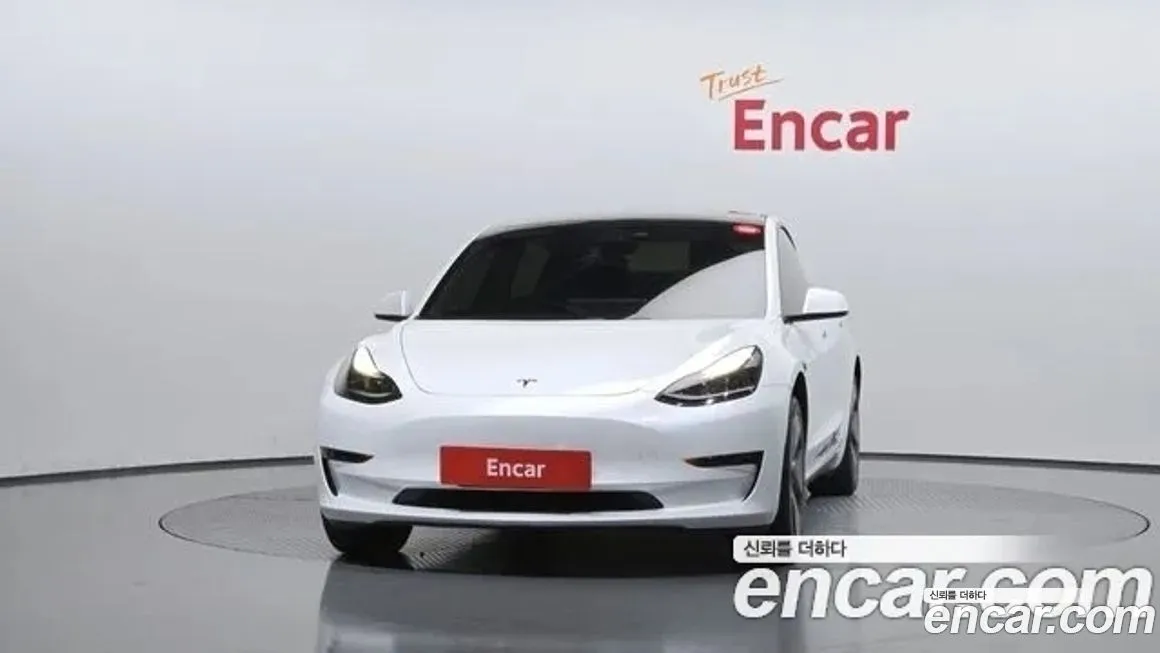 Tesla Model 3 2021 из KR, фото 3