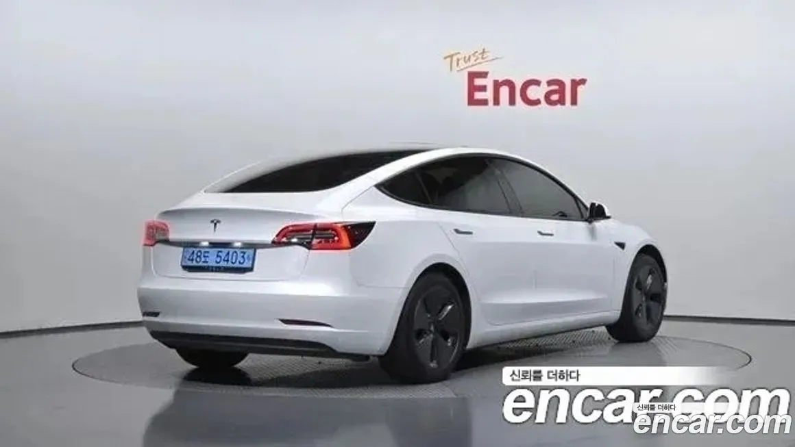 Tesla Model 3 2021 из KR, фото 5