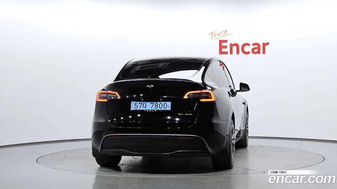 Tesla Model Y — фото 4