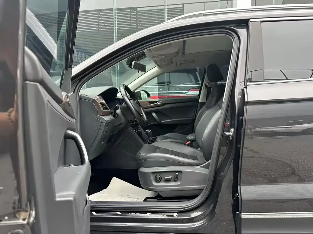 Volkswagen Tharu 2021 из CN, фото 5
