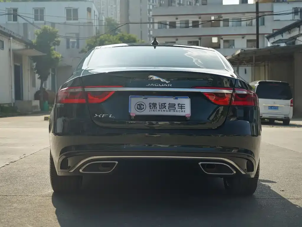 Jaguar XFL 2023 из CN, фото 7