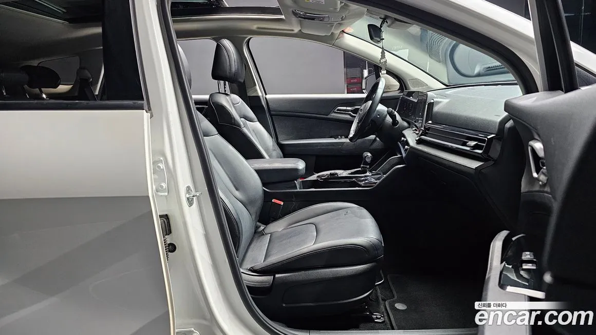 Kia Sportage — фото 10