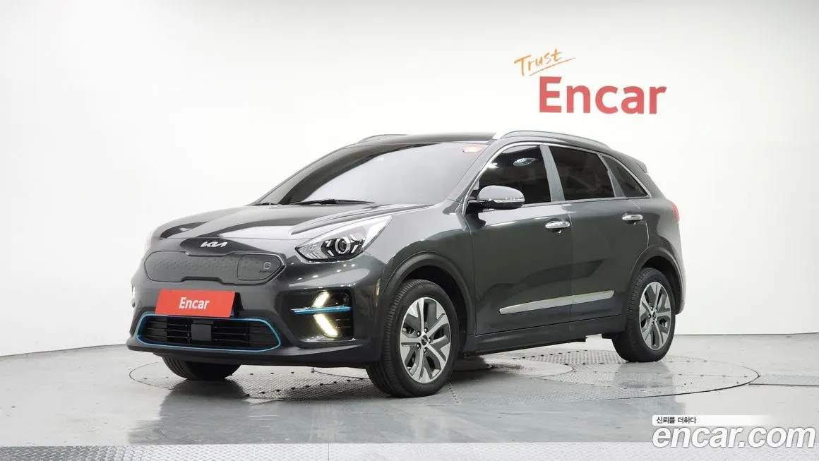 Kia Niro — фото 1