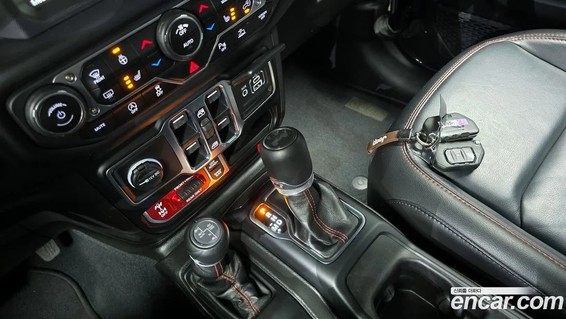 Jeep Wrangler 2023 из KR, фото 9