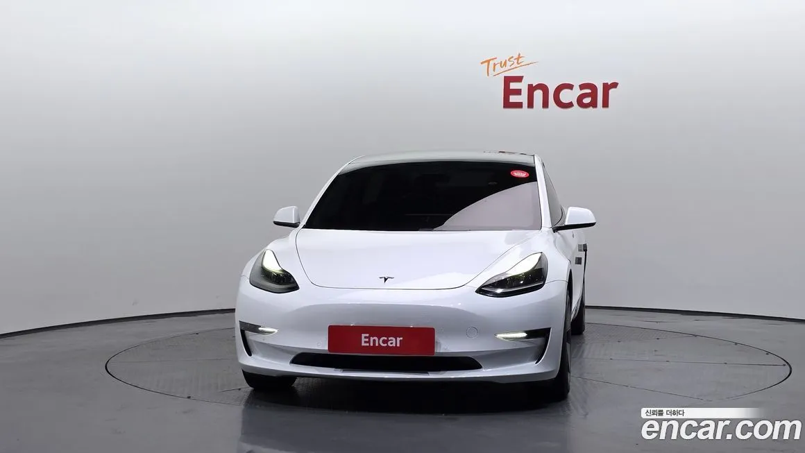 Tesla Model 3 2021 из KR, фото 3